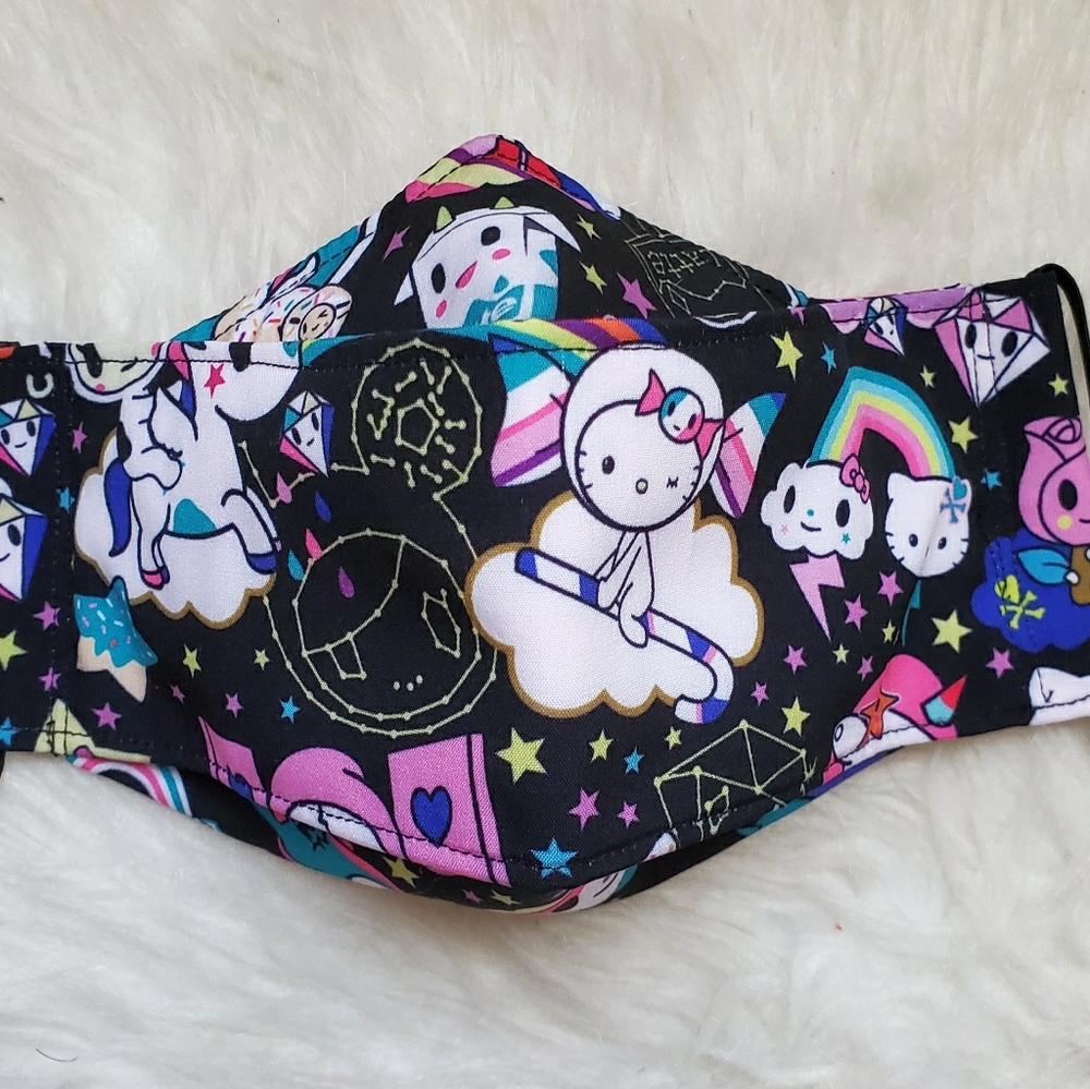 Tokidoki Hello kitty face mask with filter pocket